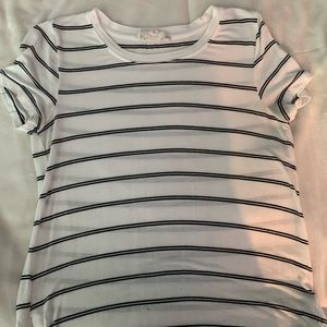 black and white stripped short sleeve t shirt